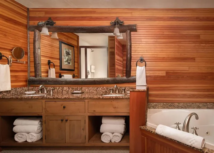 The Whiteface Lodge